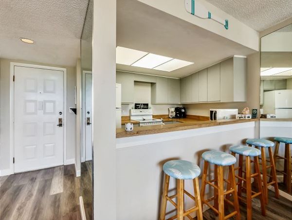 Treasure Island Condo 1011738