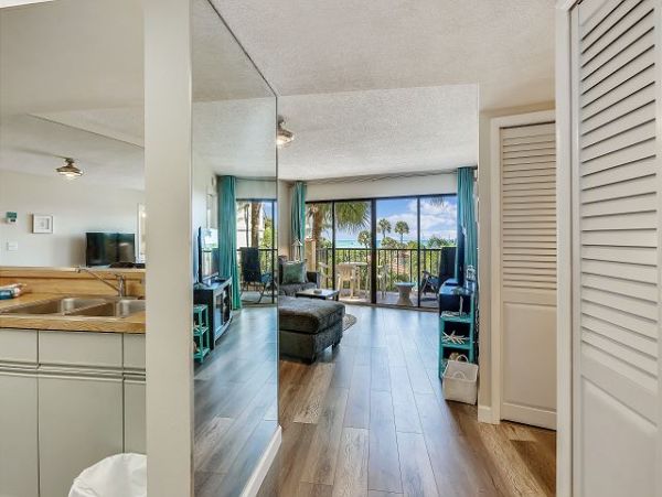 Treasure Island Condo 1011738
