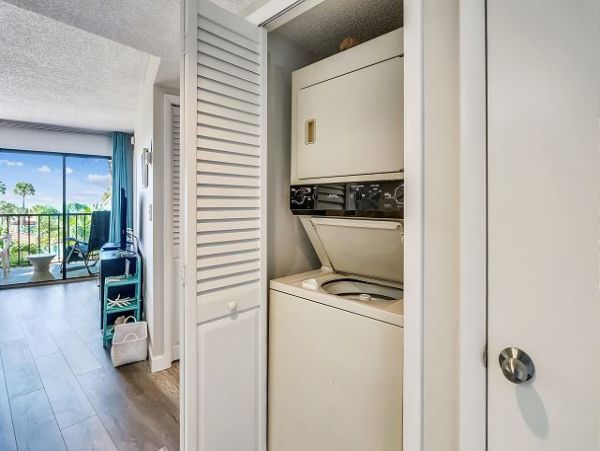 Treasure Island Condo 1011738
