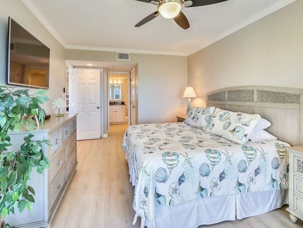 Treasure Island Condo 1011740