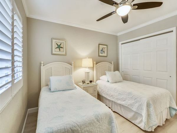 Treasure Island Condo 1011740