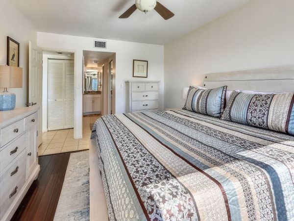 Treasure Island Condo 1011741