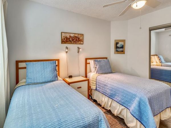 Treasure Island Condo 1011744