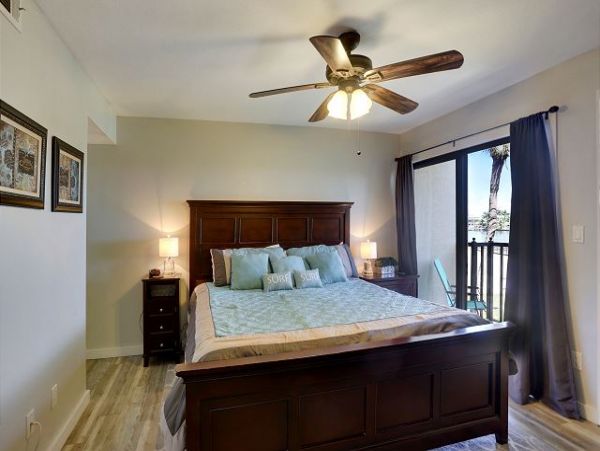 Treasure Island Condo 1011748