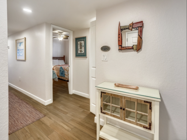 Treasure Island Lovely Condo