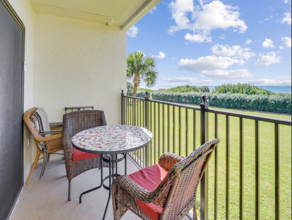 Treasure Island Lovely Condo