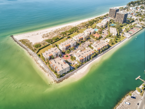 Treasure Island Lovely Condo