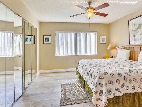 Treasure Island Condo 1011751