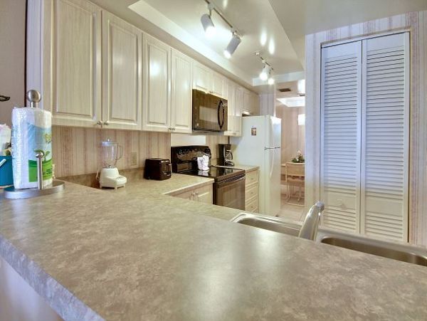 Treasure Island Condo 1011754