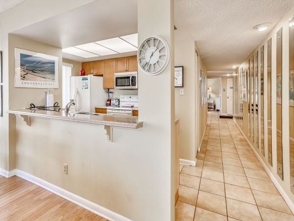 Treasure Island Condo 1011755