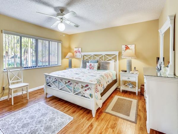 Treasure Island Condo 1011755