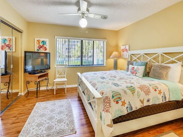 Treasure Island Condo 1011755