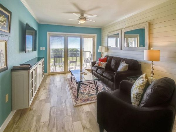 Coastal Retreat with Gulf Views & Resort Amenities