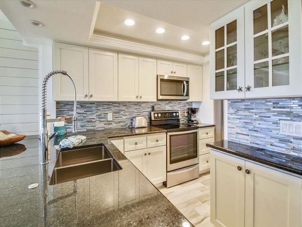 Coastal Retreat with Gulf Views & Resort Amenities