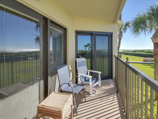 Coastal Retreat with Gulf Views & Resort Amenities