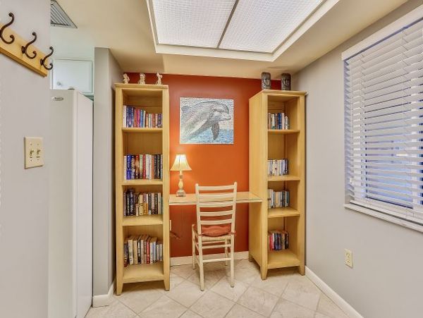 Two Bedroom Treasure Island Condo Sleeps Six