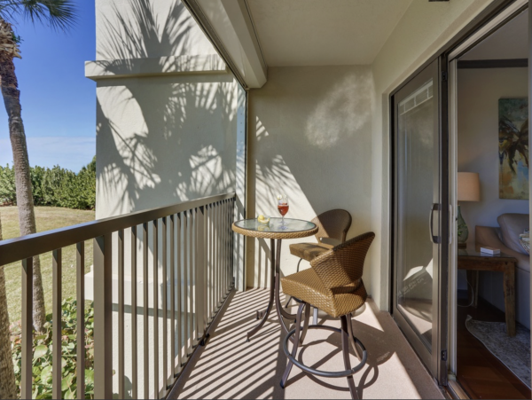 Magnificent Treasure Island Vacation Condo with GREAT Amenities.