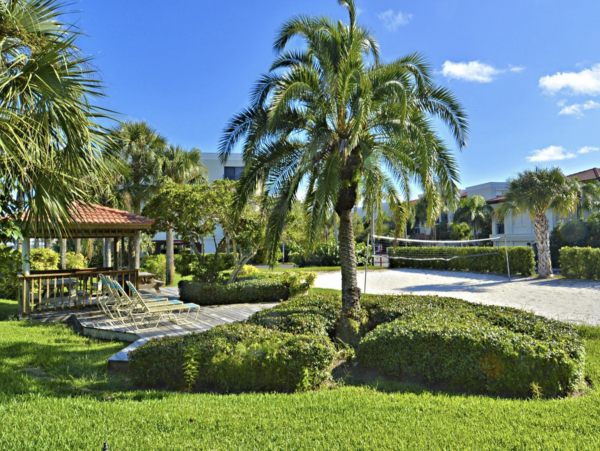 Magnificent Treasure Island Vacation Condo with GREAT Amenities.