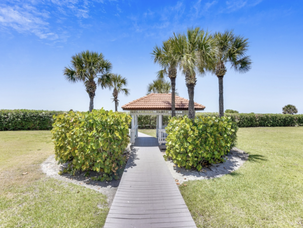 Magnificent Treasure Island Vacation Condo with GREAT Amenities.