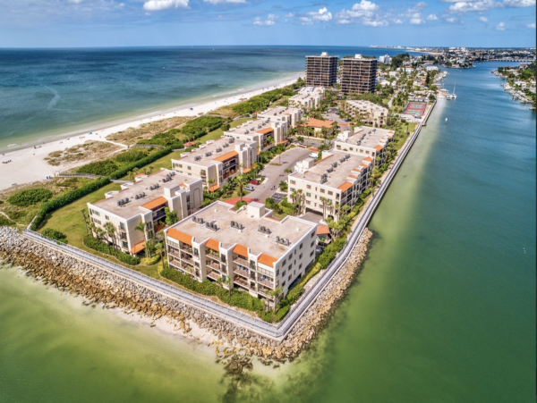 Magnificent Treasure Island Vacation Condo with GREAT Amenities.