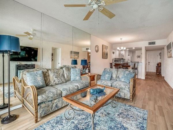Treasure Island Condo 1011763