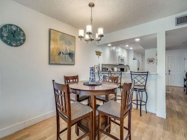 Treasure Island Condo 1011763