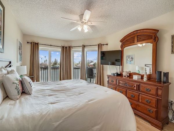 Treasure Island Condo 1011763
