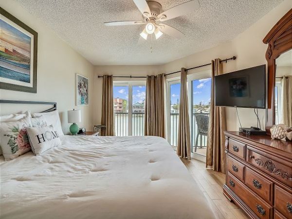 Treasure Island Condo 1011763