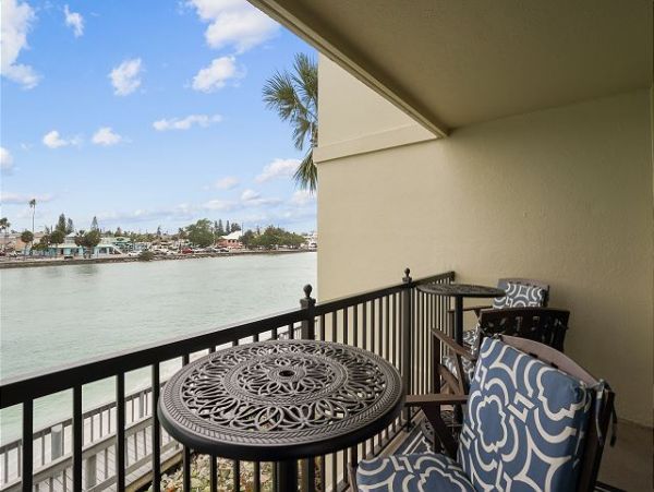 Treasure Island Condo 1011763