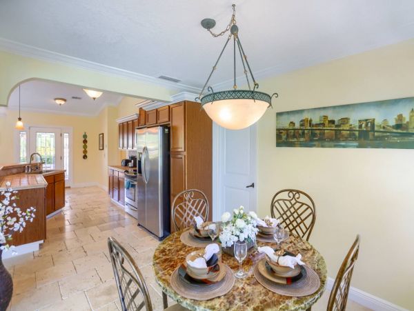 Canal-front Pool Vacation Home in Clearwater Sleeps 6