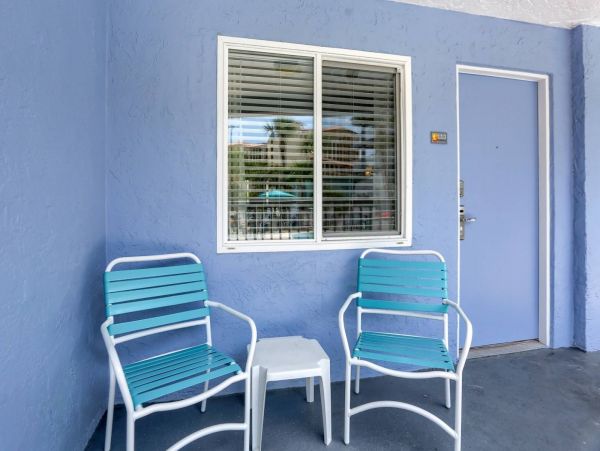 1 Bedroom Condo across the street from the beach