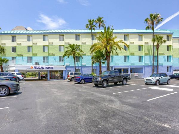 1 Bedroom Condo across the street from the beach