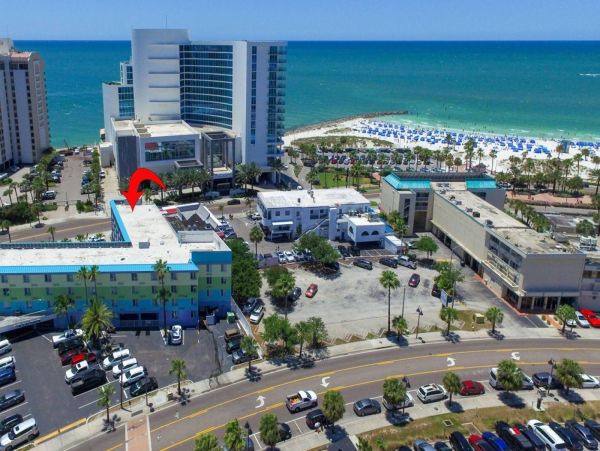 1 Bedroom Condo across the street from the beach