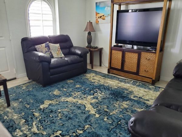 2 Bedroom Penthouse with gulf views.