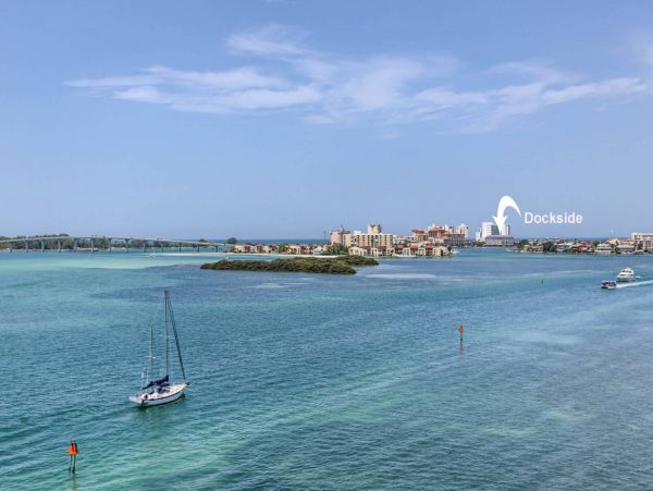 2 Bedroom Penthouse with gulf views.