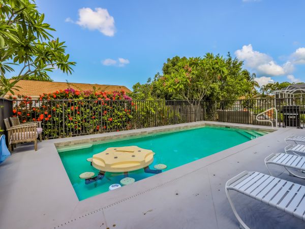 Marco Island Vacation Pool Home Five Bedrooms Sleeps 12