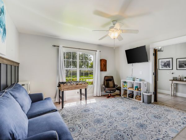 Marco Island Vacation Pool Home Five Bedrooms Sleeps 12