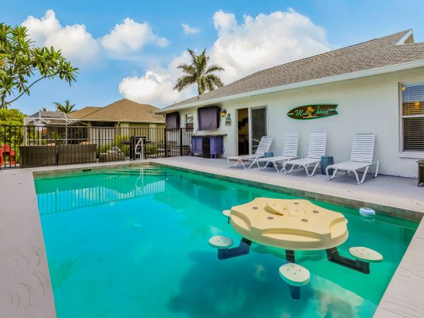 Marco Island Vacation Pool Home Five Bedrooms Sleeps 12