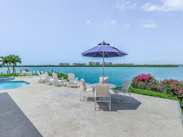 Bay Front Luxury Pool Residence in Marco Island 4 Bedrooms