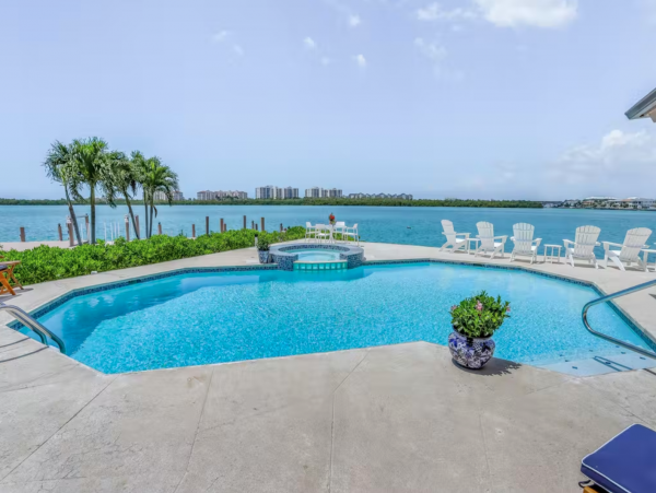 Bay Front Luxury Pool Residence in Marco Island 4 Bedrooms