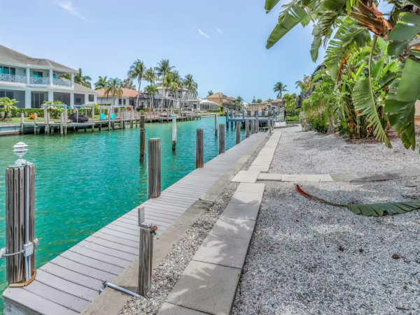 Bay Front Luxury Pool Residence in Marco Island 4 Bedrooms