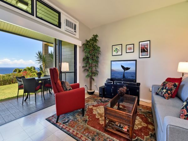 Ocean Views Kapalua Vacation Condo One Bedroom Sleeps 4