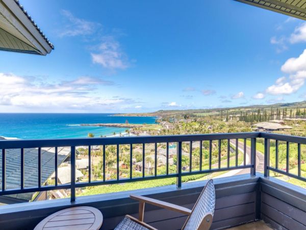 Kapalua Luxury Vacation Condo Sleeps 4 Partial Ocean Views