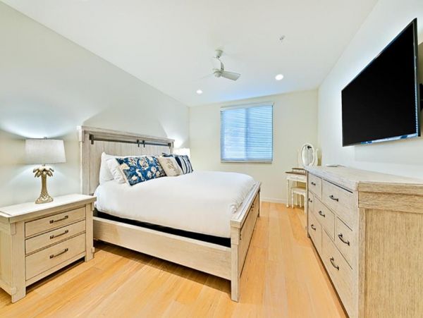 Ocean Views La Jolla Vacation Condo Three Bedrooms Sleeps 9