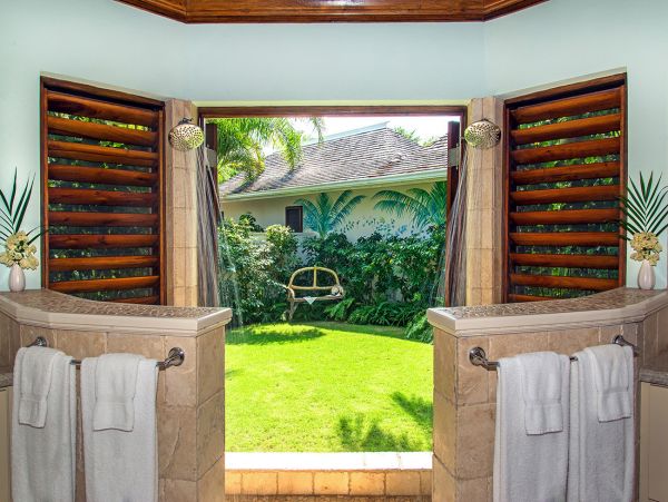 Jamaica Home 1011783