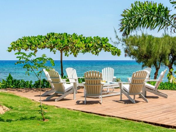 Luxury Vacation Rental in Jamaica with 4 Bedrooms