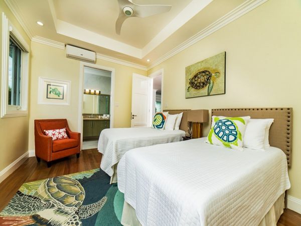 Luxury Villa with 5 Bedrooms in Jamaica Amazing Views