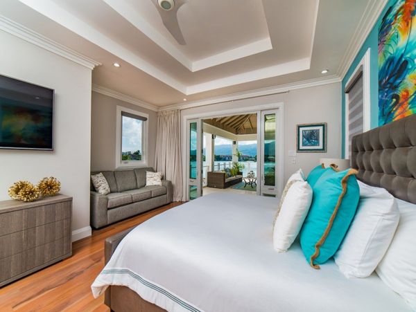 Luxury Villa with 5 Bedrooms in Jamaica Amazing Views