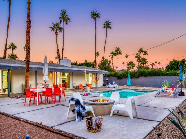 Palm Springs Home 1011809