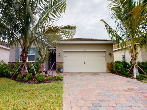 Fort Myers Home 1011816